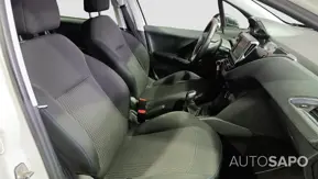 Peugeot 208 1.2 PureTech Style de 2018