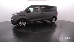 Peugeot Traveller de 2020