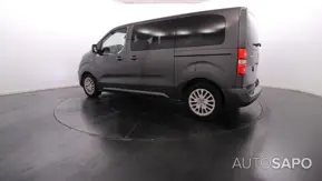Peugeot Traveller de 2020