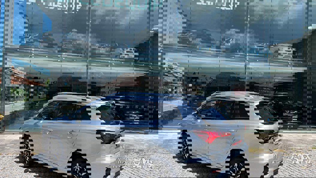 MG MG5 de 2025