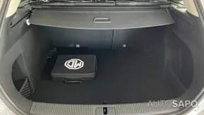 MG MG5 de 2025
