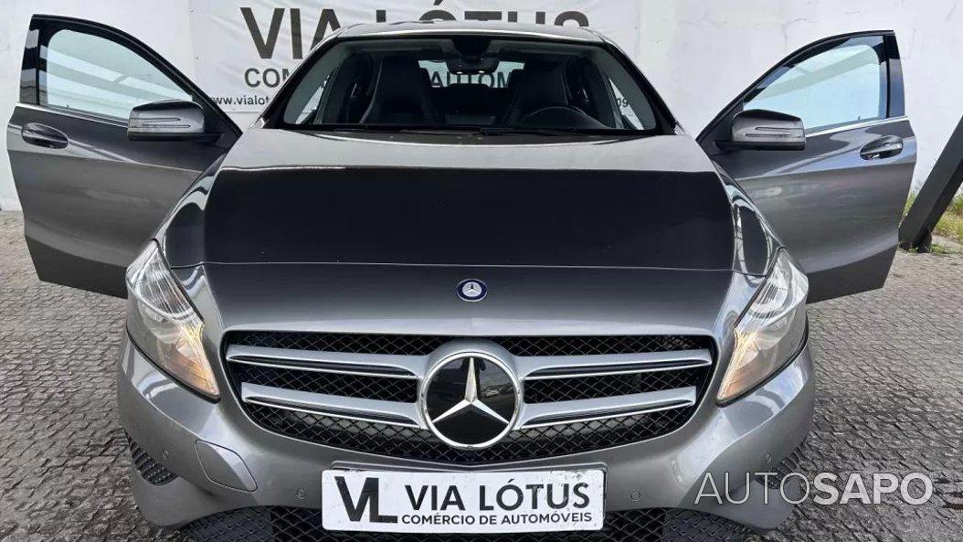 Mercedes-Benz Classe A 180 d Urban de 2015