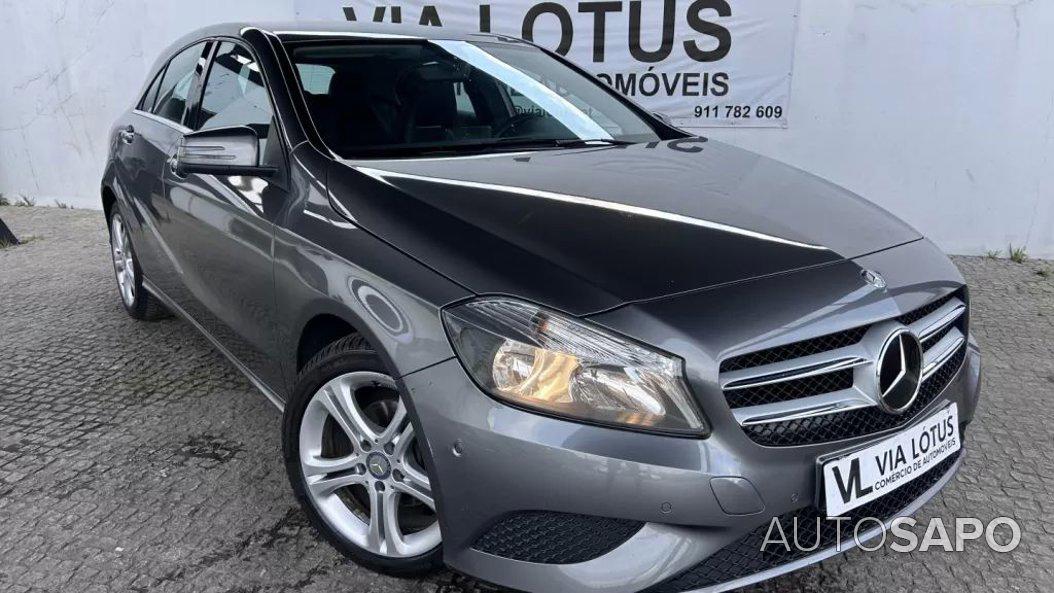 Mercedes-Benz Classe A 180 d Urban de 2015