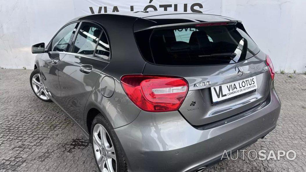 Mercedes-Benz Classe A 180 d Urban de 2015