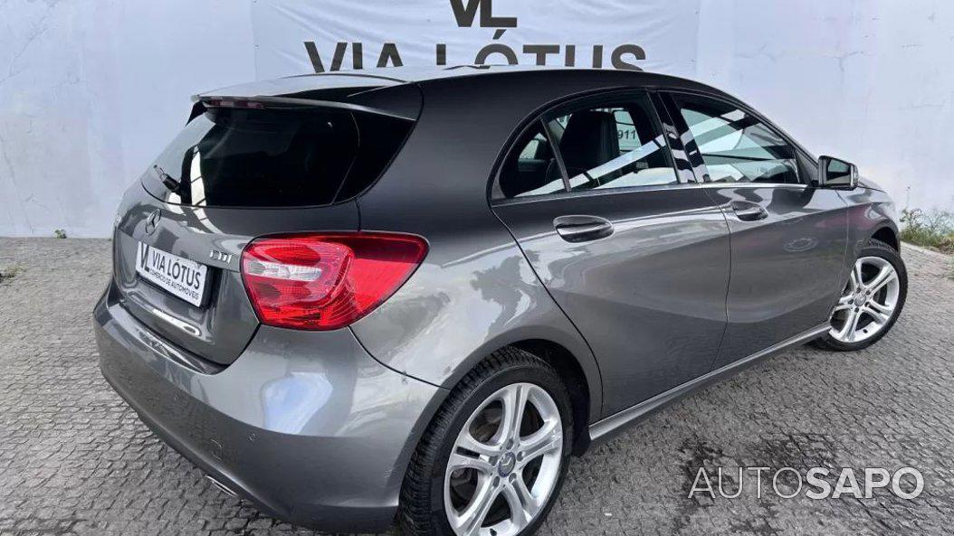 Mercedes-Benz Classe A 180 d Urban de 2015