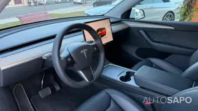 Tesla Model Y de 2024
