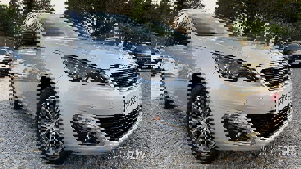Peugeot 308 1.2 PureTech Allure de 2016
