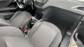 Peugeot 208 1.2 PureTech Style de 2017