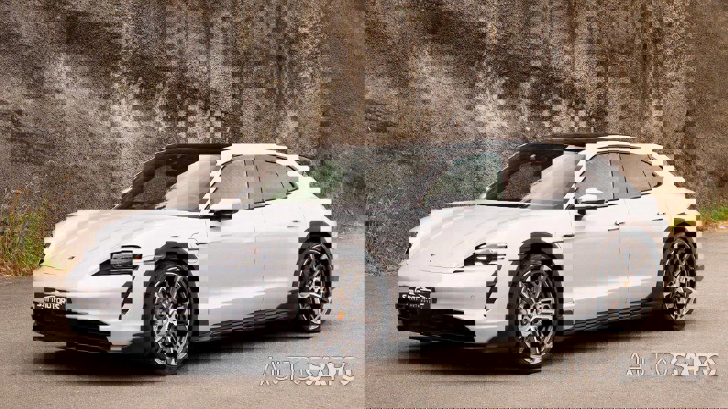 Porsche Taycan Cross Turismo de 2023