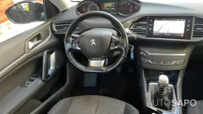 Peugeot 308 1.5 BlueHDi Style de 2018