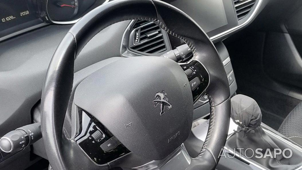 Peugeot 308 1.6 BlueHDi Active de 2015