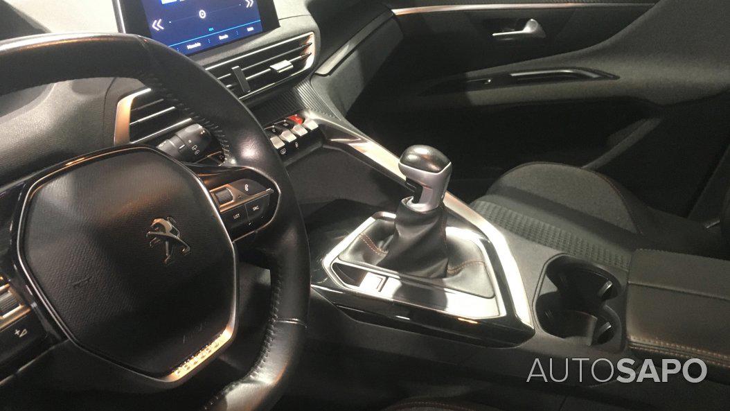 Peugeot 3008 1.5 BlueHDi Active de 2020