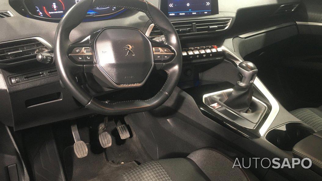 Peugeot 3008 1.5 BlueHDi Active de 2020