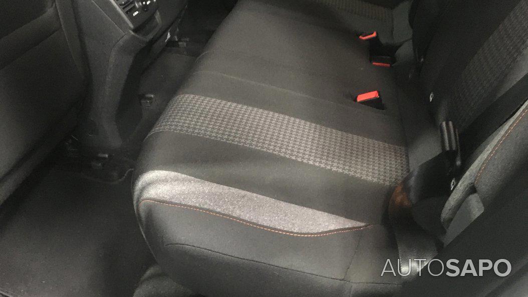 Peugeot 3008 1.5 BlueHDi Active de 2020