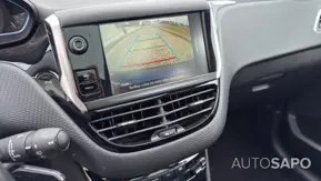 Peugeot 208 de 2015