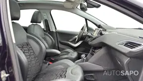 Peugeot 208 de 2015
