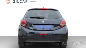 Peugeot 208 de 2015