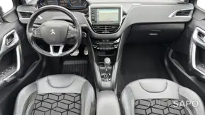 Peugeot 208 de 2015