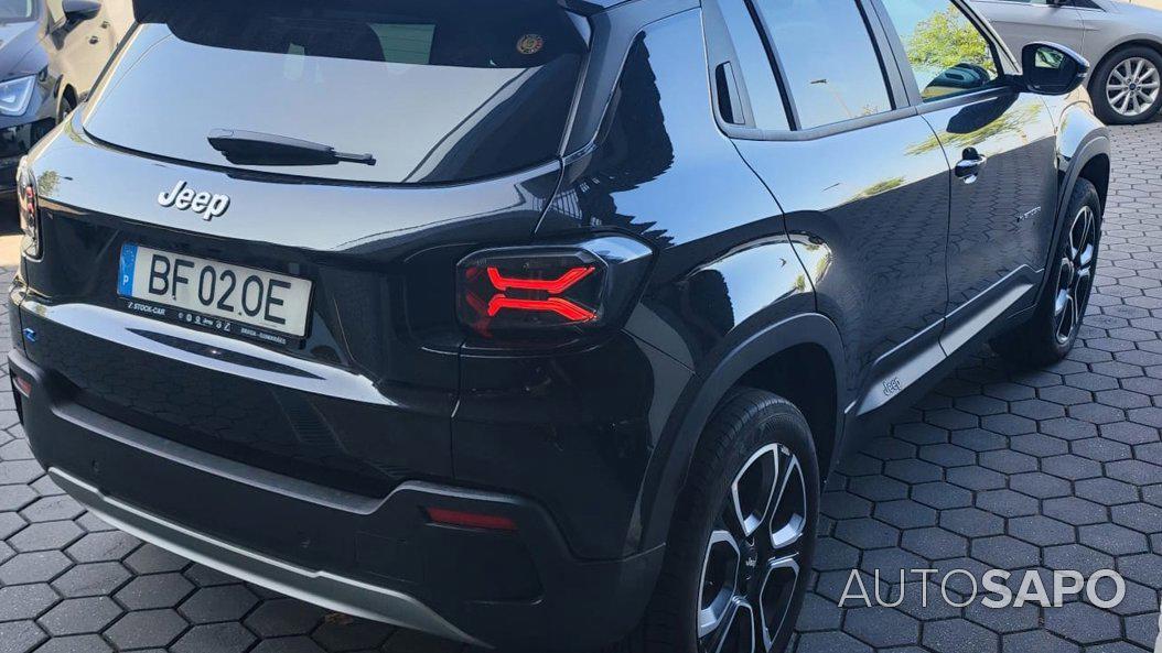 Jeep Avenger 54 kWh Summit de 2023