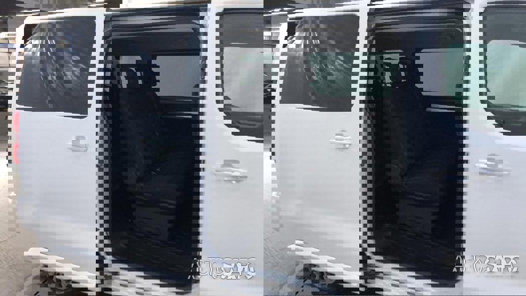 Peugeot Traveller de 2019