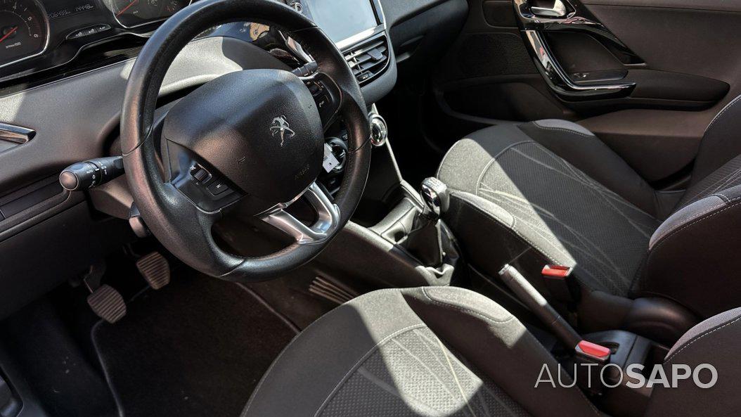 Peugeot 208 de 2013