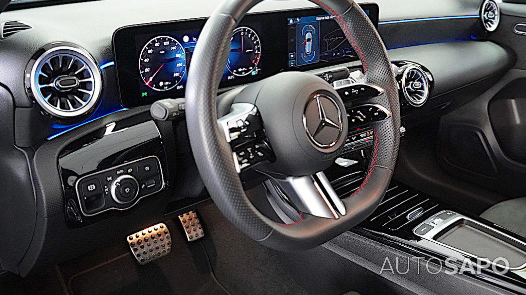 Mercedes-Benz Classe A 250 e AMG Line de 2024