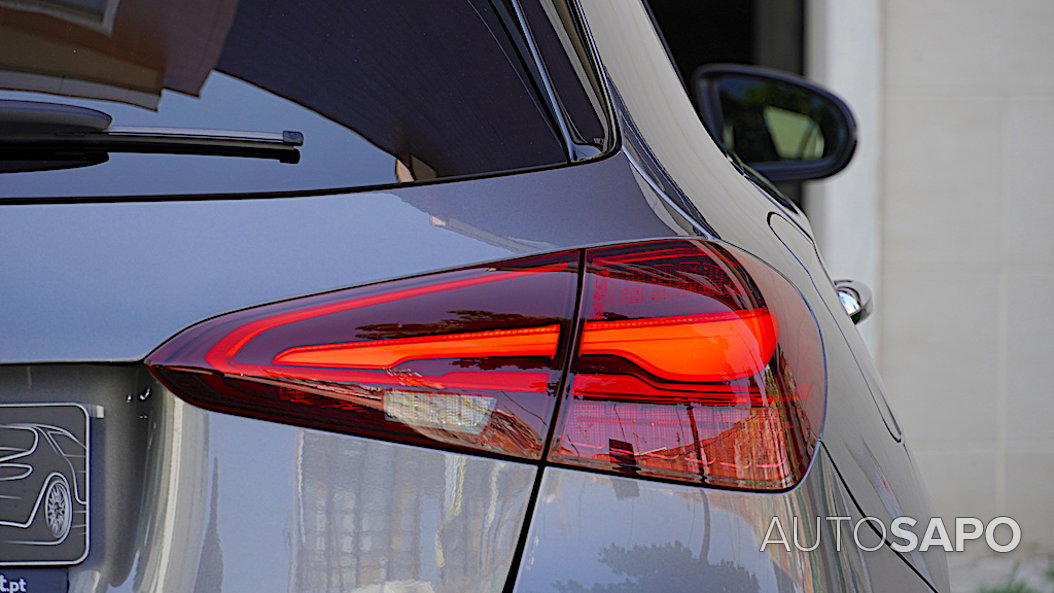 Mercedes-Benz Classe A 250 e AMG Line de 2024