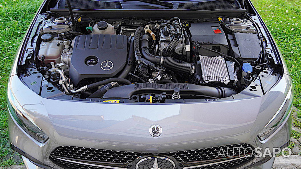 Mercedes-Benz Classe A 250 e AMG Line de 2024