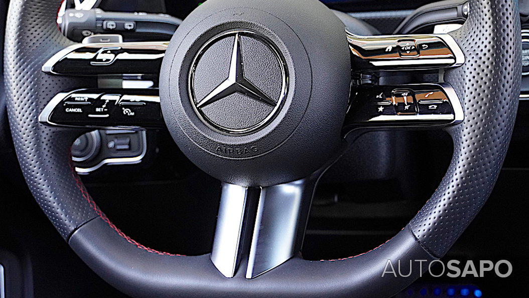 Mercedes-Benz Classe A 250 e AMG Line de 2024