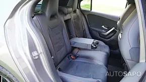 Mercedes-Benz Classe A 250 e AMG Line de 2024