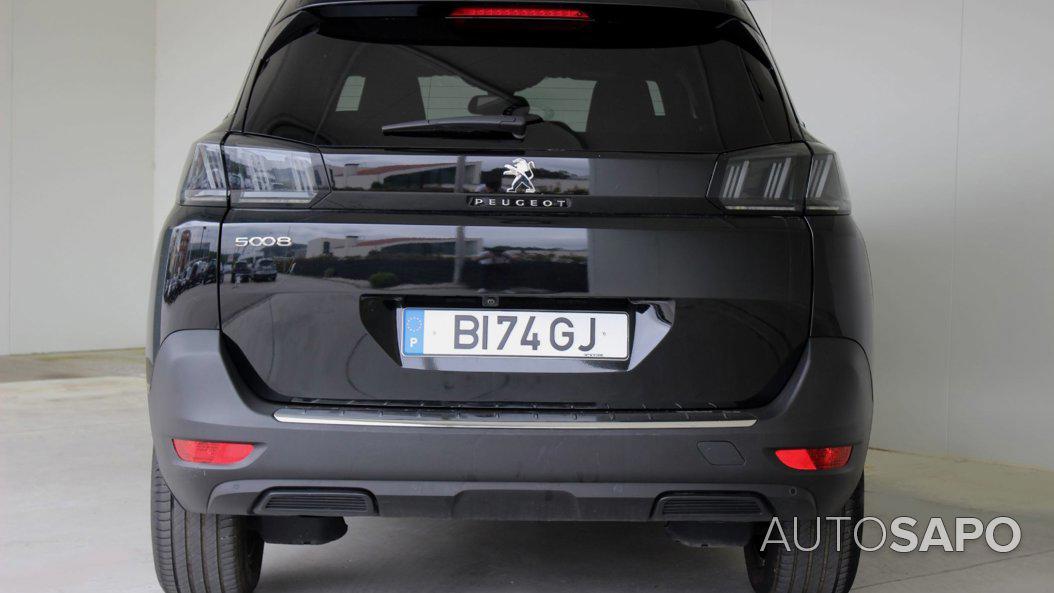 Peugeot 5008 1.2 PureTech Allure EAT8 de 2024