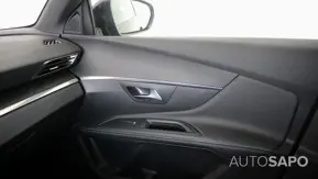 Peugeot 5008 1.2 PureTech Allure EAT8 de 2024