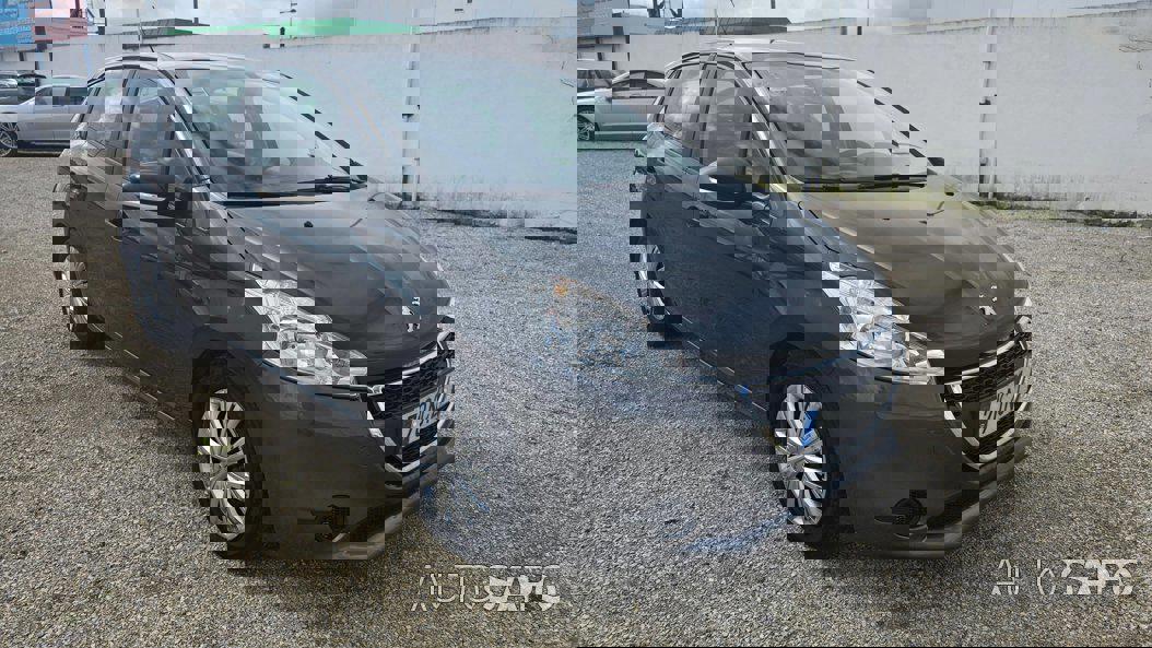 Peugeot 208 de 2012