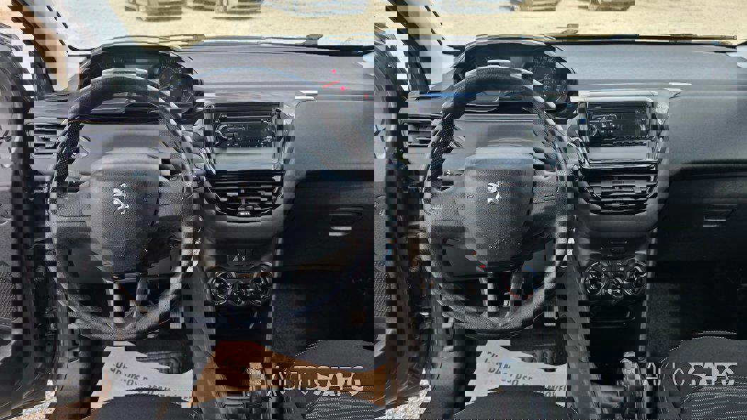 Peugeot 208 de 2012