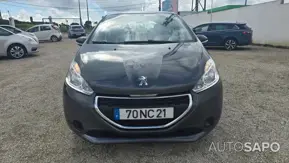 Peugeot 208 de 2012
