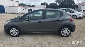 Peugeot 208 de 2012