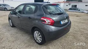 Peugeot 208 de 2012