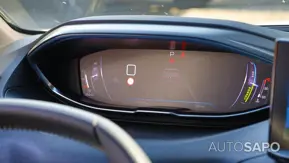 Peugeot 3008 1.6 Hybrid Allure Pack e-EAT8 de 2025
