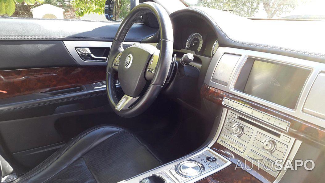 Jaguar XF XF 3.0 D V6 Premium Luxury de 2012