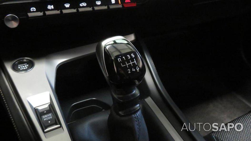 Peugeot 308 1.2 PureTech Allure Pack de 2024