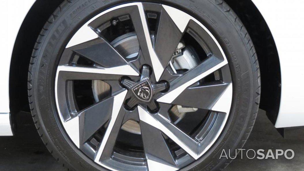 Peugeot 308 1.2 PureTech Allure Pack de 2024