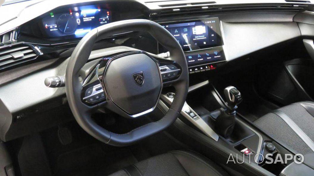 Peugeot 308 1.2 PureTech Allure Pack de 2024
