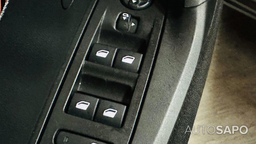 Peugeot 2008 1.2 PureTech Active Pack EAT8 de 2020