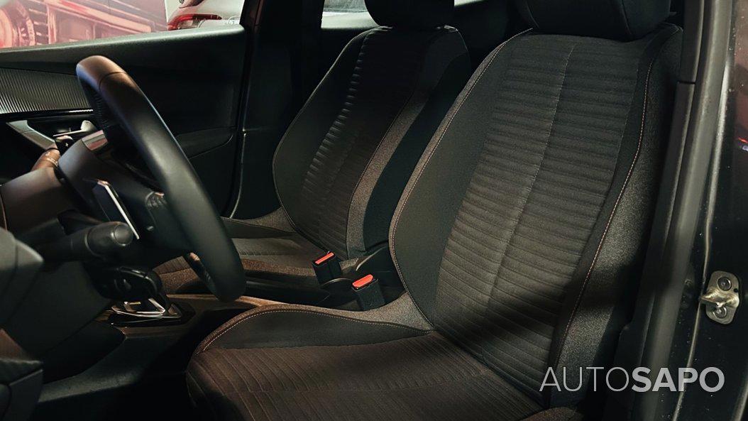 Peugeot 2008 1.2 PureTech Active Pack EAT8 de 2020