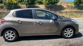 Peugeot 208 1.2 PureTech Active de 2012