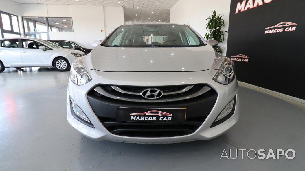 Hyundai i30 1.6 CRDi Style J17 de 2015