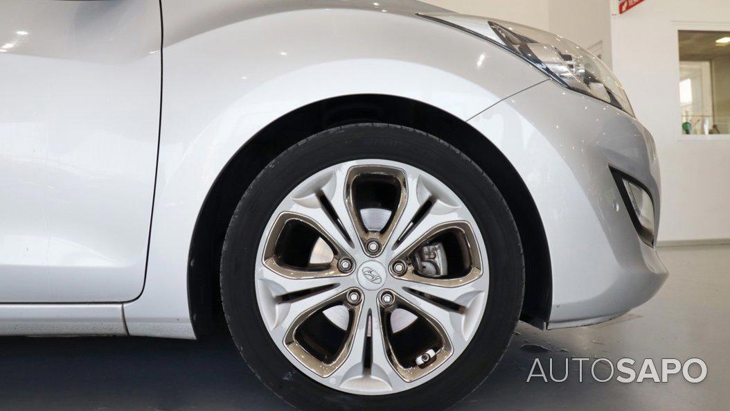 Hyundai i30 1.6 CRDi Style J17 de 2015