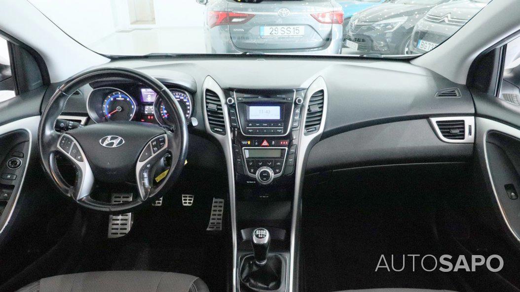 Hyundai i30 1.6 CRDi Style J17 de 2015