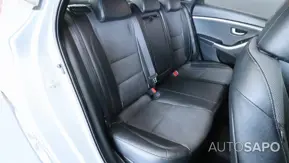 Hyundai i30 1.6 CRDi Style J17 de 2015