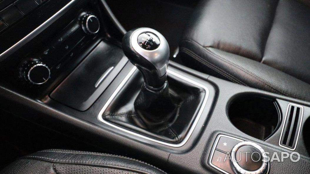 Mercedes-Benz Classe CLA de 2015